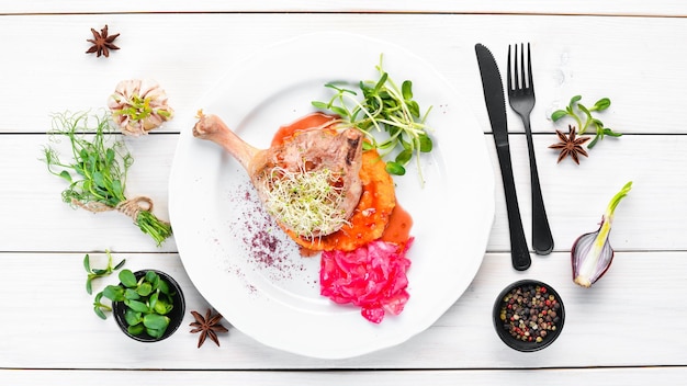 Сочная тарелка домашнего блюда